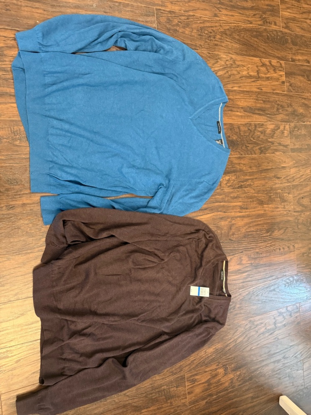 Blue & brown V-Neck Men's Sweater - VanHausen
